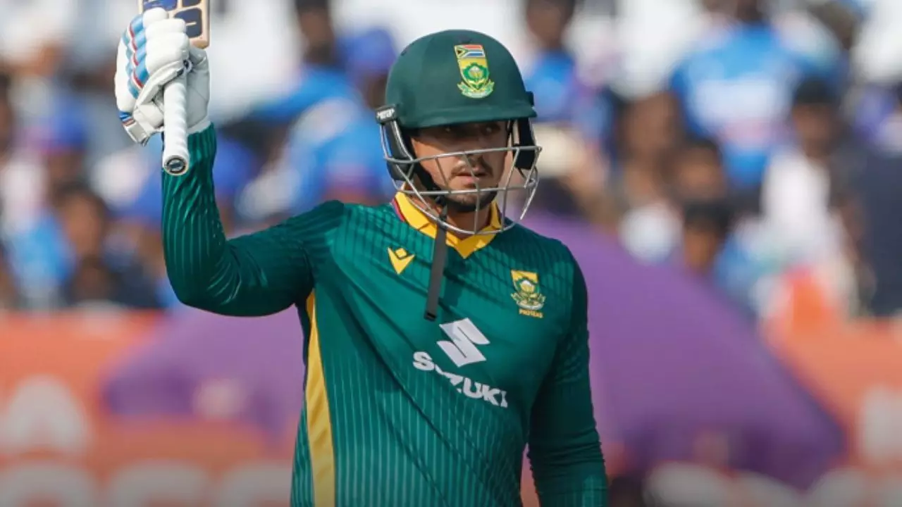 IND vs SA: क्विंटन डी कॉक ने टीम इंडिया के खिलाफ रचा इतिहास, तीसरे वनडे में शतक लगाकर हासिल की खास उपलब्धि