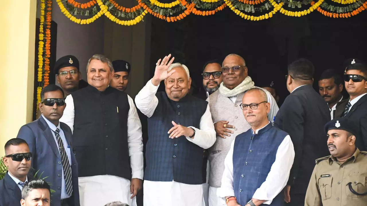 बिहार में मिशन रोजगार शुरू: नीतीश का मास्टरस्ट्रोक - युवा, स्किल और हायर एजुकेशन पर सीधा फोकस