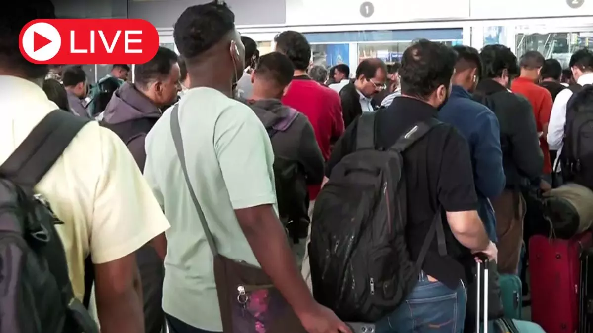 Aaj Ki Taaza Khabar Live News: अहमदाबाद एयरपोर्ट पर 6 दिसंबर को रात 12 बजे से सुबह 6 बजे तक 19 फ्लाइट्स कैंसिल