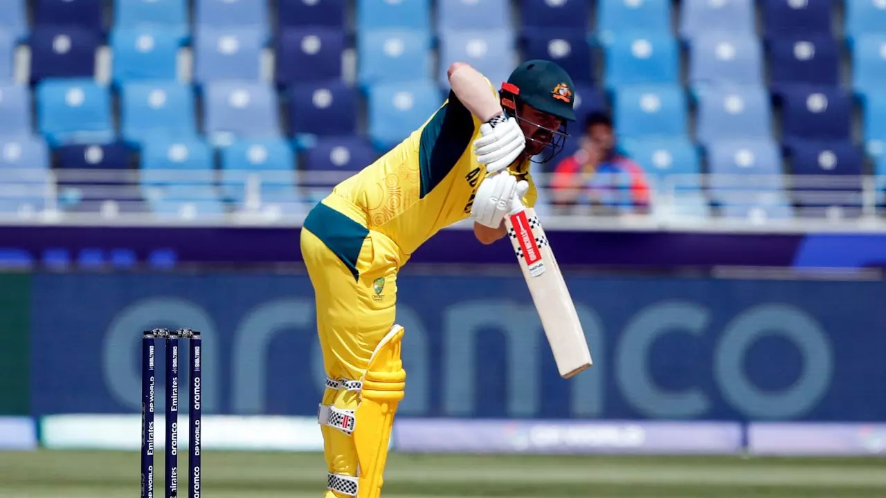 वर्ल्ड चैंपियन के 8 बल्लेबाज नहीं छू सके दहाई का आंकड़ा, ENG ने हराया