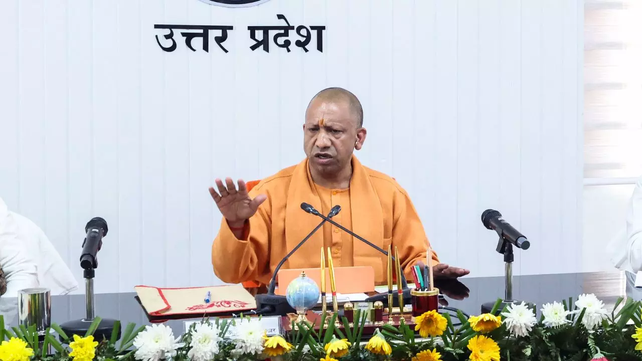 जिस को काम पर रख रहे हैं वो रोहिंग्या तो नहीं, पहले ही कर लें चेक; सीएम योगी की खास अपील