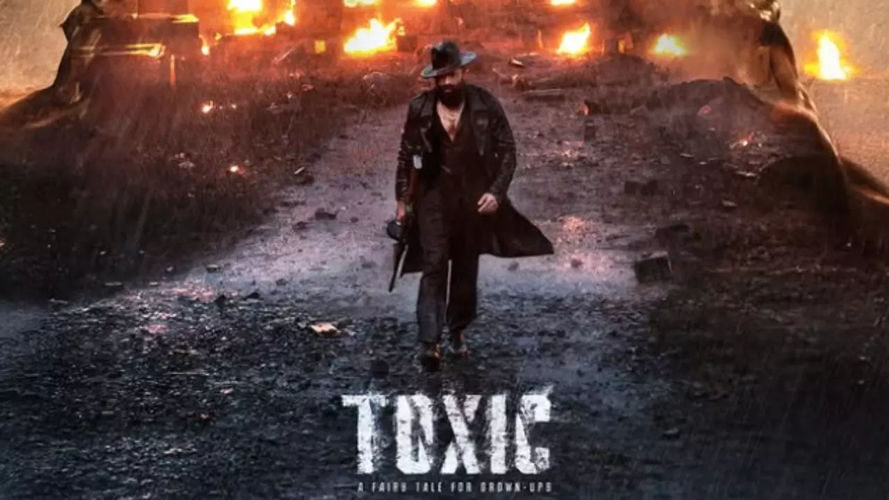 100 दिन बाकी! Yash ने शेयर किया Toxic का धमाकेदार नया पोस्टर, थिएटर में इस फिल्म से होगी टक्कर