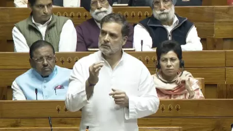 ‘वोट-चोरी एंटी-नेशनल काम’, चुनाव सुधार पर राहुल का केंद्र पर वार, CJI को EC चयन के पैनल से बाहर रखने सहित पूछे 3 तीखे सवाल ‘वोट-चोरी एंटी-नेशनल काम’, चुनाव सुधार पर राहुल का केंद्र पर वार, CJI को EC चयन के पैनल से बाहर रखने सहित पूछे 3 तीखे सवाल