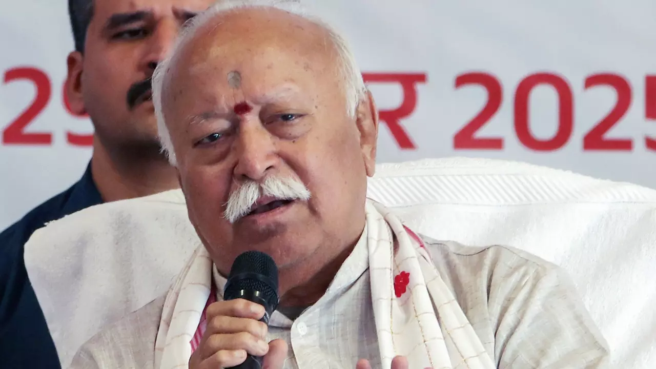 अगर हिंदू एक साथ खड़ा होता है तो बंगाल में परिस्थिति...मोहन भागवत ने मंदिर - मस्जिद के झगड़े को बताया Politics- VIDEO