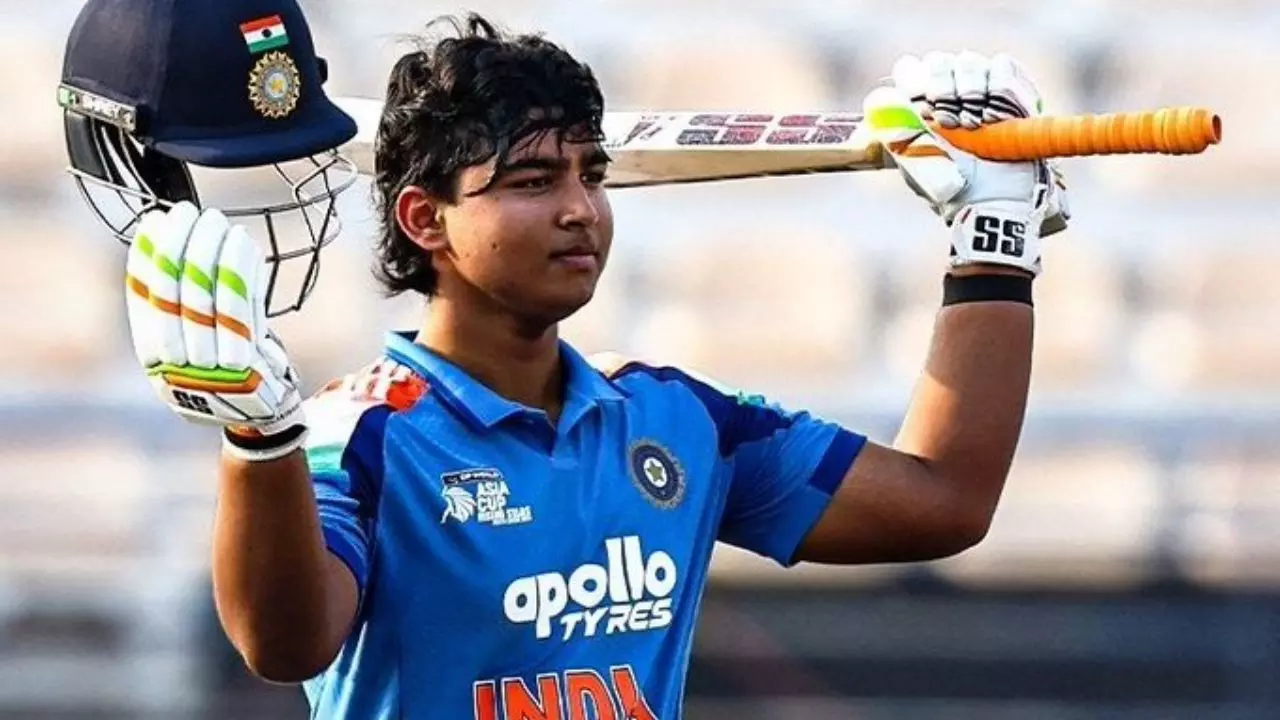 INDU19 vs UAEU19: वैभव सूर्यवंशी ने फिर मचाई बल्ले से तबाही, 56 गेंदों पर ठोका शतक; जड़ दिए 9 छक्के और 5 चौके