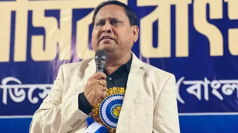 ऐसा क्या हुआ कि हुमायूं कबीर को हैदराबाद से बुलाने पड़े बॉडीगार्ड? हुआ खेल तो कहा साजिश! क्या है पूरा मामला ऐसा क्या हुआ कि हुमायूं कबीर को हैदराबाद से बुलाने पड़े बॉडीगार्ड? हुआ खेल तो कहा साजिश! क्या है पूरा मामला