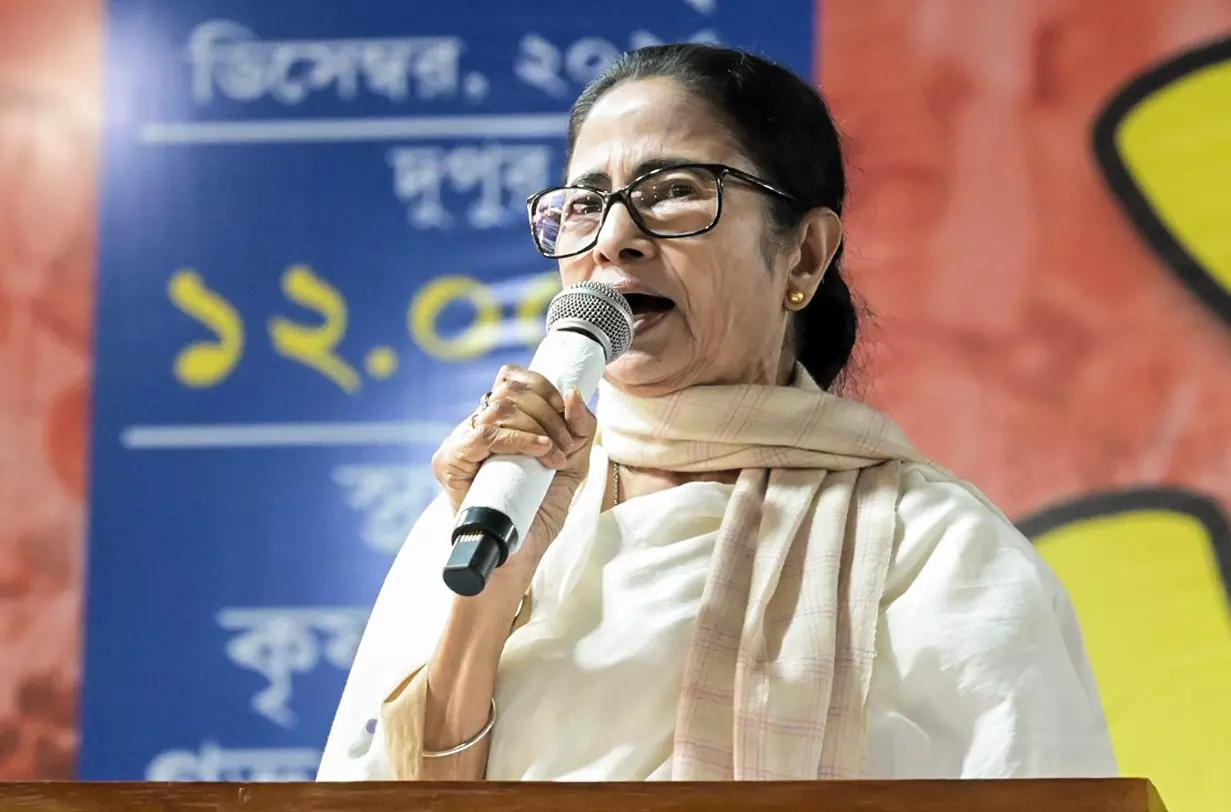 भवानीपुर में ‘वोटर क्लीनअप’ या सियासी खेल? SIR ने क्यों बढ़ा दी ममता बनर्जी की टेंशन