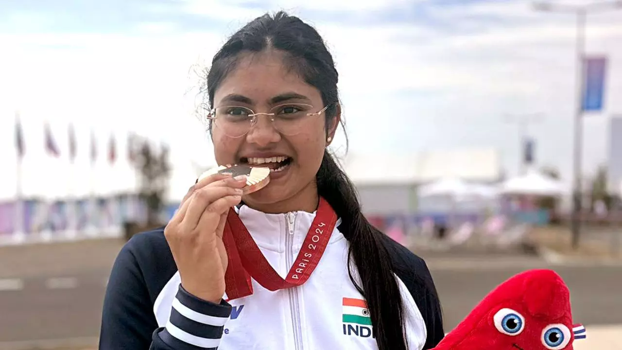कौन हैं रुबीना फ्रांसिस, जिन्होंने पेरिस पैरालंपिक्स में रचा इतिहास?