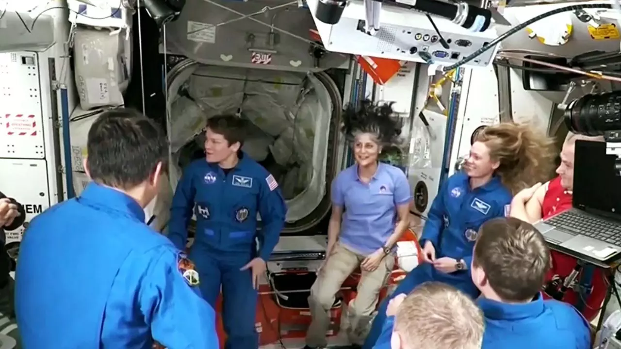 आसमान में रह गई सुनीता विलियम्स, धरती पर लौट आया बोइंग का स्टारलाइनर; क्या है कारण जानिए...