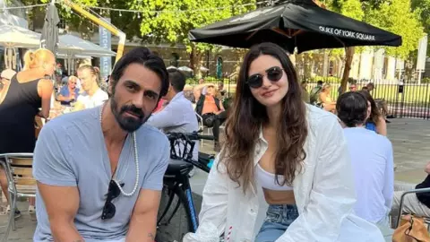 कौन हैं Arjun Rampal की गर्लफ्रेंड Gabriella? बिन शादी के किये दो बेटे, अब की अनाउंस की सगाई कौन हैं Arjun Rampal की गर्लफ्रेंड Gabriella? बिन शादी के किये दो बेटे, अब की अनाउंस की सगाई