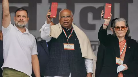 ‘सच के दम पर मोदी-RSS की हटाएंगे सरकार’, राहुल गांधी का वोट चोर गद्दी छोड़ रैली में केंद्र पर पलटवार, EC को नसीहत ‘सच के दम पर मोदी-RSS की हटाएंगे सरकार’, राहुल गांधी का वोट चोर गद्दी छोड़ रैली में केंद्र पर पलटवार, EC को नसीहत