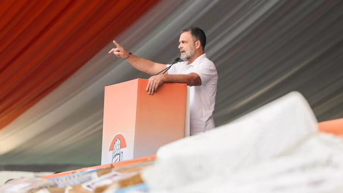 मोहन भगवत कहता है सत्य का कोई मतलब नहीं, सत्ता जरूरी... दिल्ली रैली में संघ प्रमुख के नाम से भागवत गायब कर बैठे राहुल गांधी