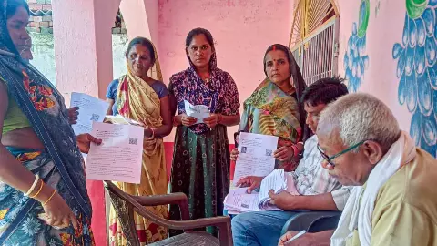 बिहार SIR में अब नया बवाल! ‘प्री-फिल्ड नोटिस’ को लेकर उठते सवाल - कानून कुछ और कहता है, प्रक्रिया कुछ और चली? बिहार SIR में अब नया बवाल! ‘प्री-फिल्ड नोटिस’ को लेकर उठते सवाल - कानून कुछ और कहता है, प्रक्रिया कुछ और चली?