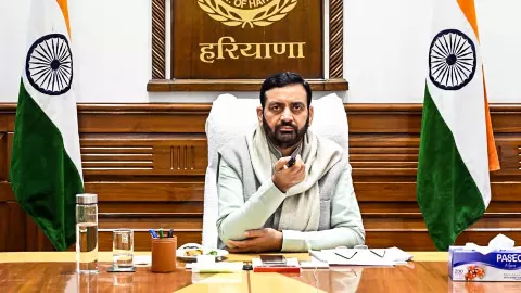 12 साल की मांग पूरी! हांसी बना हरियाणा का 23वां जिला, सीएम नायब सैनी ने की घोषणा; जानें किस जिले से होगा अलग 12 साल की मांग पूरी! हांसी बना हरियाणा का 23वां जिला, सीएम नायब सैनी ने की घोषणा; जानें किस जिले से होगा अलग