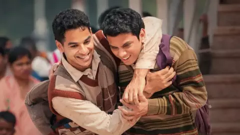 Oscars 2026 की शॉर्टलिस्ट में ईशान–जाह्नवी की ‘Homebound’, करण जौहर बोले– शब्द नहीं मिल रहे