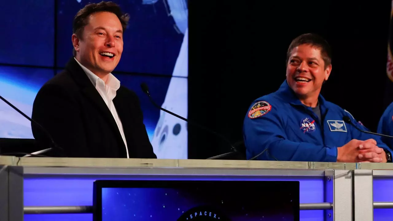 आने वाले समय में गरीबी नहीं होगी, सभी को.., एलन मस्क की भविष्यवाणी, कहा- पैसे बचाने की जरूरत नहीं..