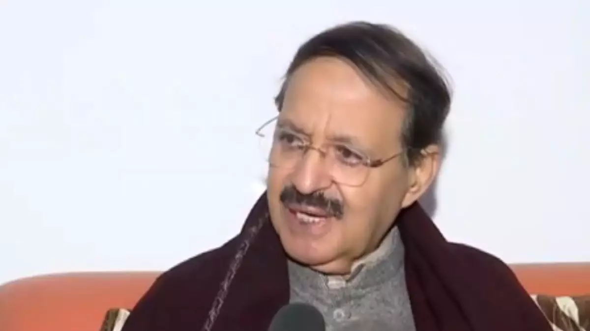 Aaj ki Taaza Khabar: अगर जानबूझकर किया तो माफी नहीं, शर्म आनी चाहिए.. हिजाब विवाद को लेकर नीतीश कुमार पर बरसे राशिद अल्वी- 18 दिसंबर की बड़ी खबरें