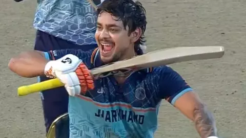 SMAT 2025 Final: 10 छक्के और 4 चौके, 206 के स्ट्राइक रेट से ईशान किशन ने ठोका शतक; खास रिकॉर्ड की कर ली बराबरी