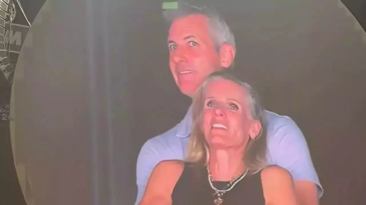 नशे में ये सब हुआ... Coldplay कॉन्सर्ट में बॉस संग KISS विवाद पर Kristin Cabot ने तोड़ी चुप्पी, बताया BOSS के साथ अब कैसा है रिश्ता