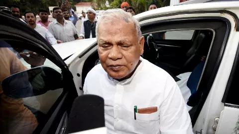 पांच साल पुराना वो किस्सा जिसके चलते सफाई देते फिर रहे जीतन राम मांझी, बोले - ‘सच कुछ और है’ पांच साल पुराना वो किस्सा जिसके चलते सफाई देते फिर रहे जीतन राम मांझी, बोले - ‘सच कुछ और है’