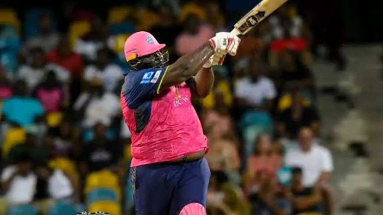 दुनिया के सबसे अनफिट क्रिकेटर ने आधी टीम को अकेले निपटा दिया