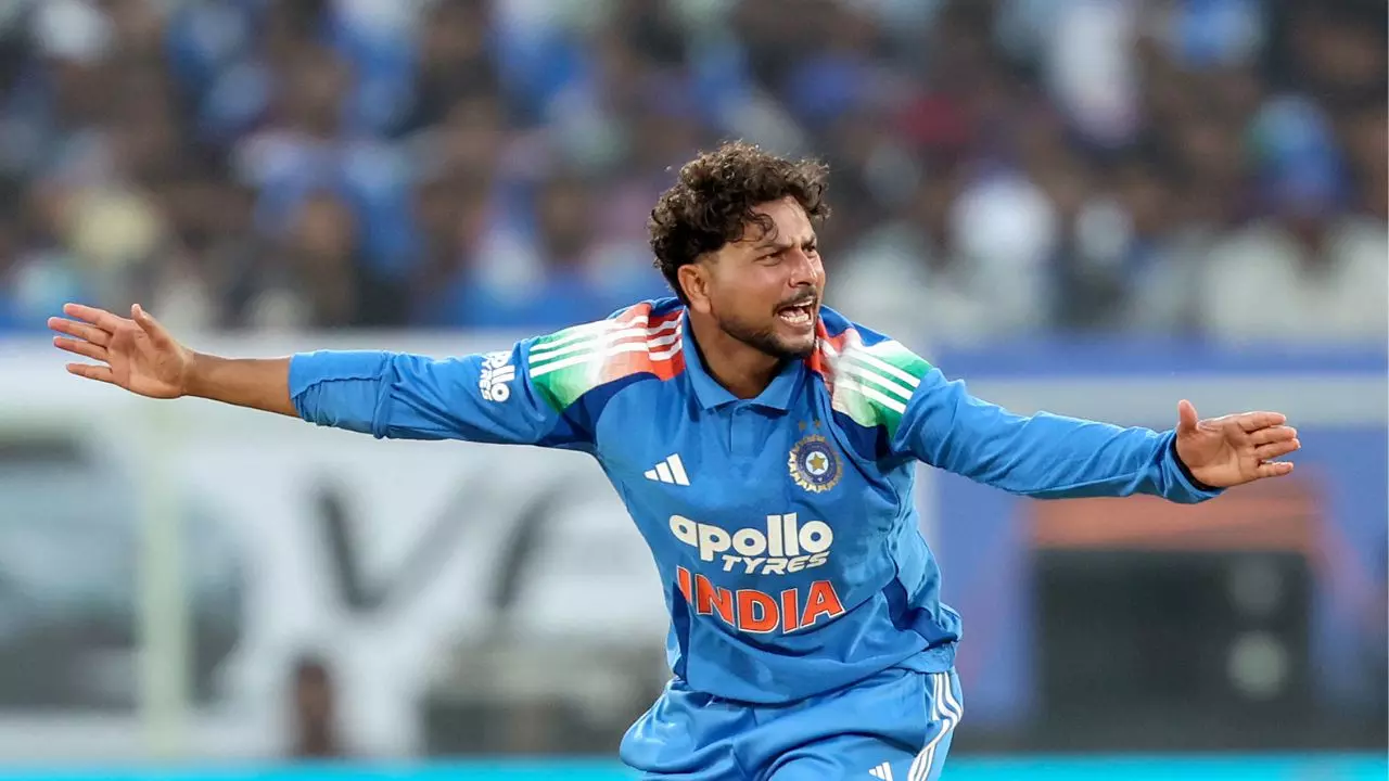 कुलदीप यादव के टीम से बाहर होने पर संजय मांजरेकर ने जाहिर की नाराजगी