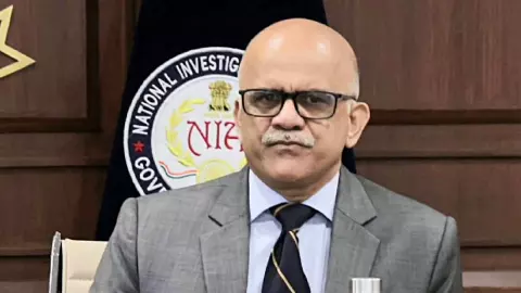 कसाब से भिड़ने वाले 26/11 के हीरो, महाराष्ट्र के DGP पद की रेस में सबसे आगे, कौन हैं IPS सदानंद दाते?