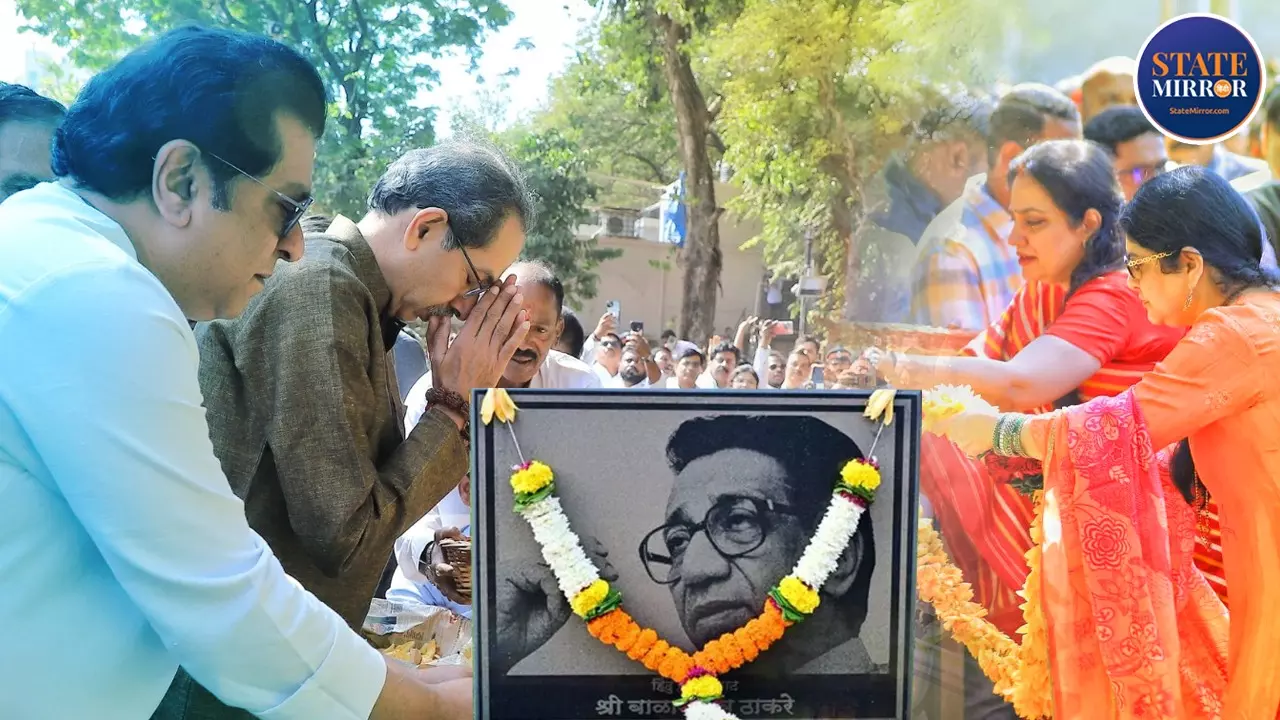 20 साल बाद उद्धव और राज ठाकरे आए साथ, महाराष्ट्र की सियासत में क्या हैं इस भाईचारे के मायने?