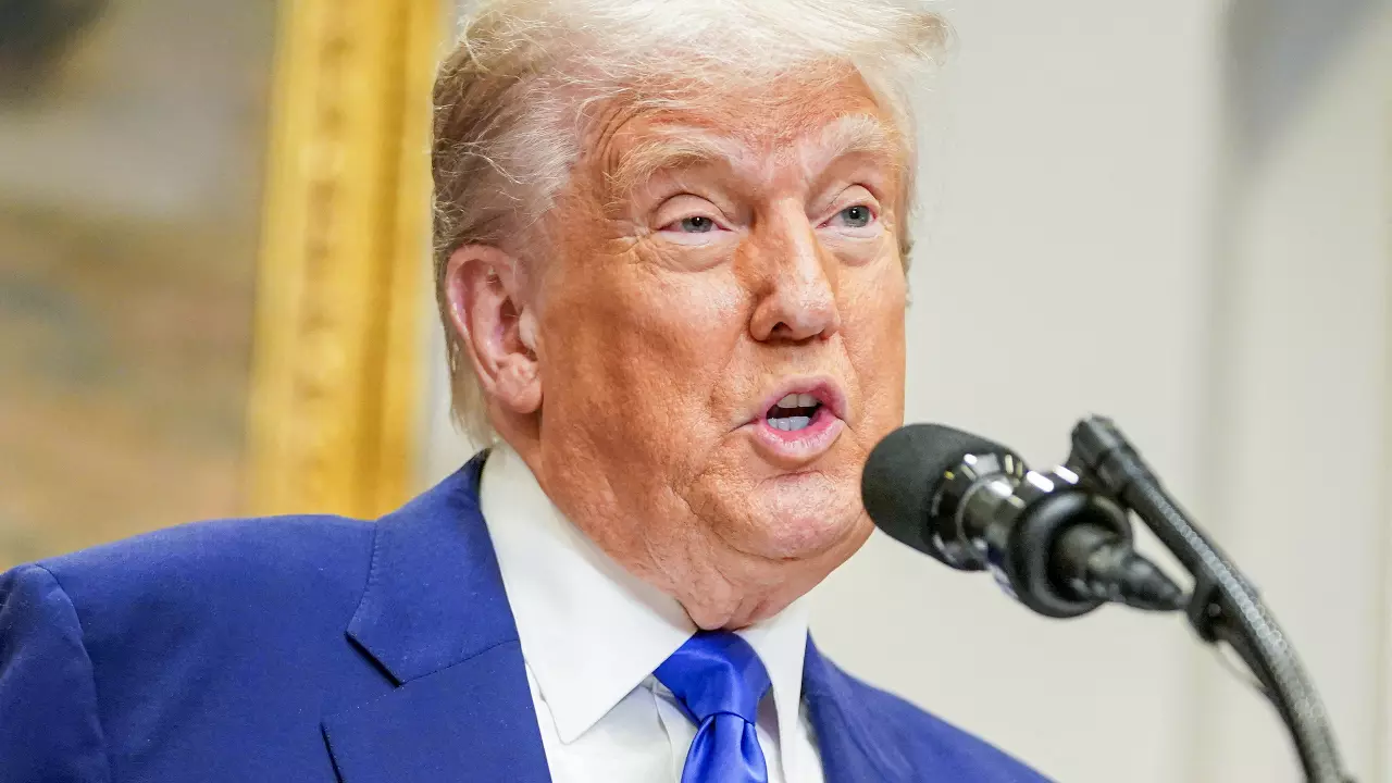 6 भारतीयों ने ट्रंप को कैसे बनाया ‘कुबेर’? डोनेशन से लेकर प्रेसिडेंट तक डायरेक्ट एंट्री, समझें पूरी कहानी