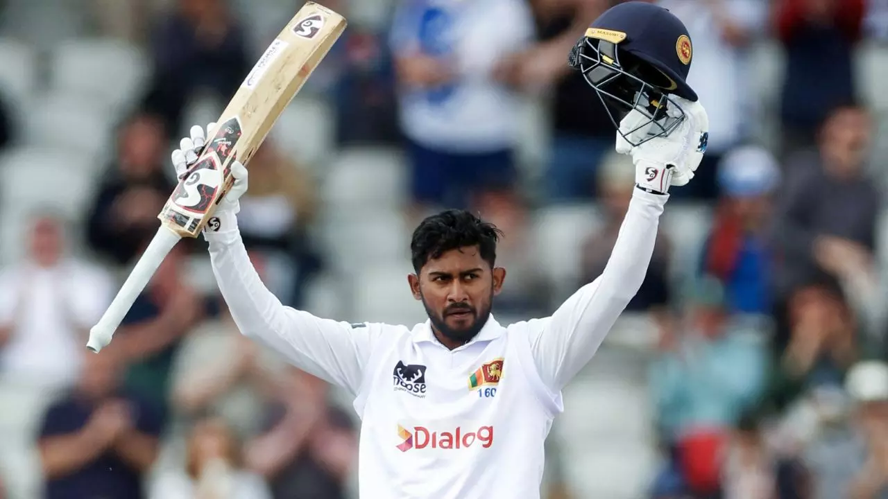 SL vs NZ: कामिंदु मेंडिस ने तोड़ा सुनील गावस्कर का रिकॉर्ड