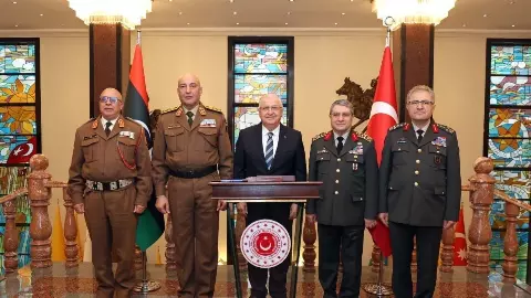 पनौती निकला आसिम मुनीर! लीबिया के आर्मी चीफ की प्लेन क्रैश में मौत, पाकिस्तान से हुआ था डिफेंस डील