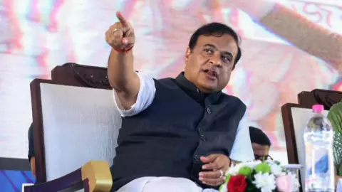 10% और बढ़ी आबादी तो हाथ से निकल जाएगा असम, बांग्लादेश कनेक्शन पर बोले सीएम हिमंता; कहा- मैं पांच साल से कह रहा हूं