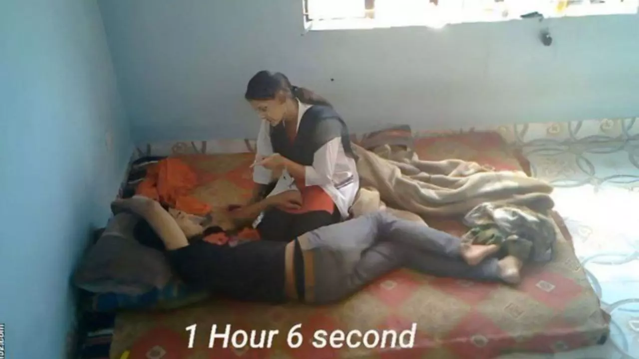 सोशल मीडिया पर वायरल हुआ 1 घंटा 6 सेकेंड वाला पोस्ट, कमेंट में दिया लिंक तो यूजर्स बोले- भविष्य खराब कर दिया उसे कॉलेज जाना चाहिए...