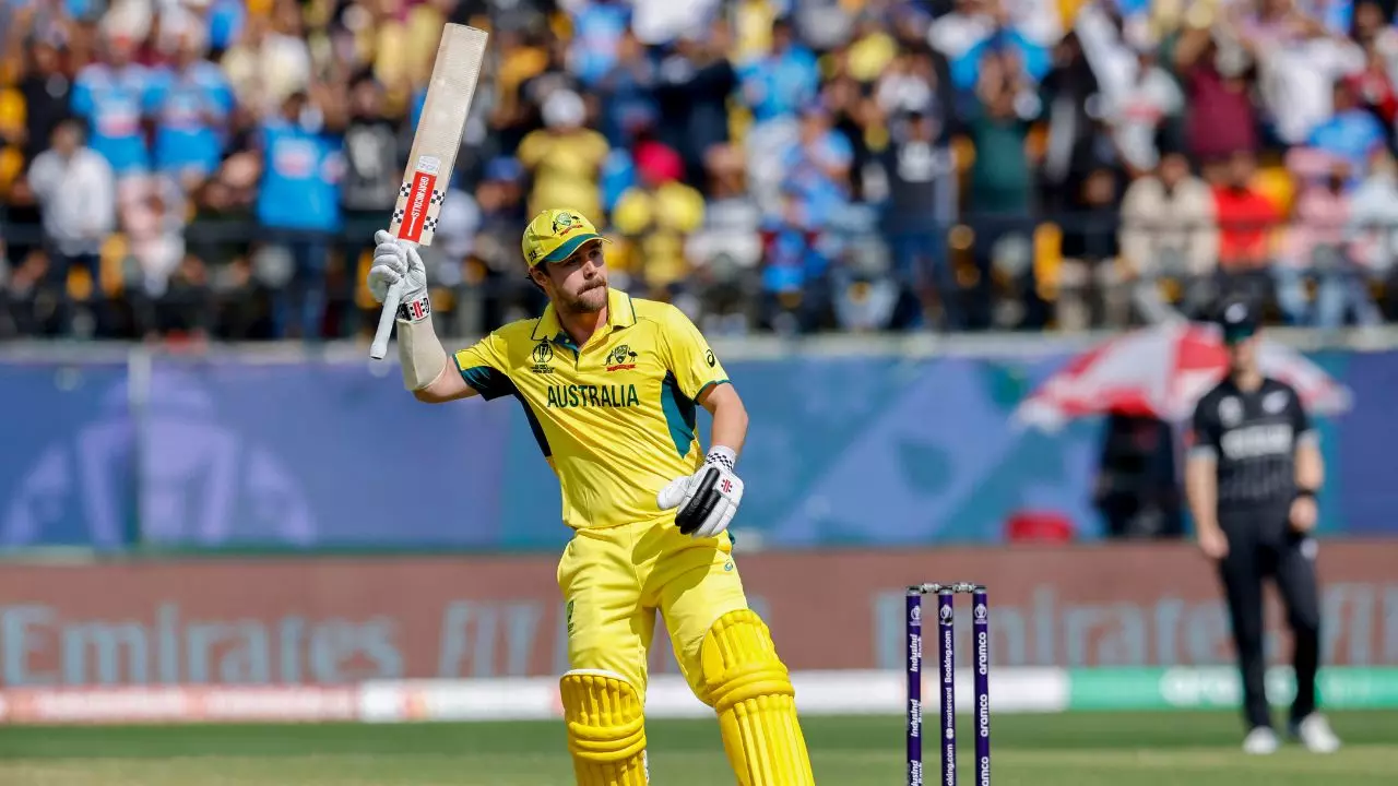 ट्रेविस हेड की आंधी में उड़ा इंग्लैंड, ठोकी धुआंधार सेंचुरी