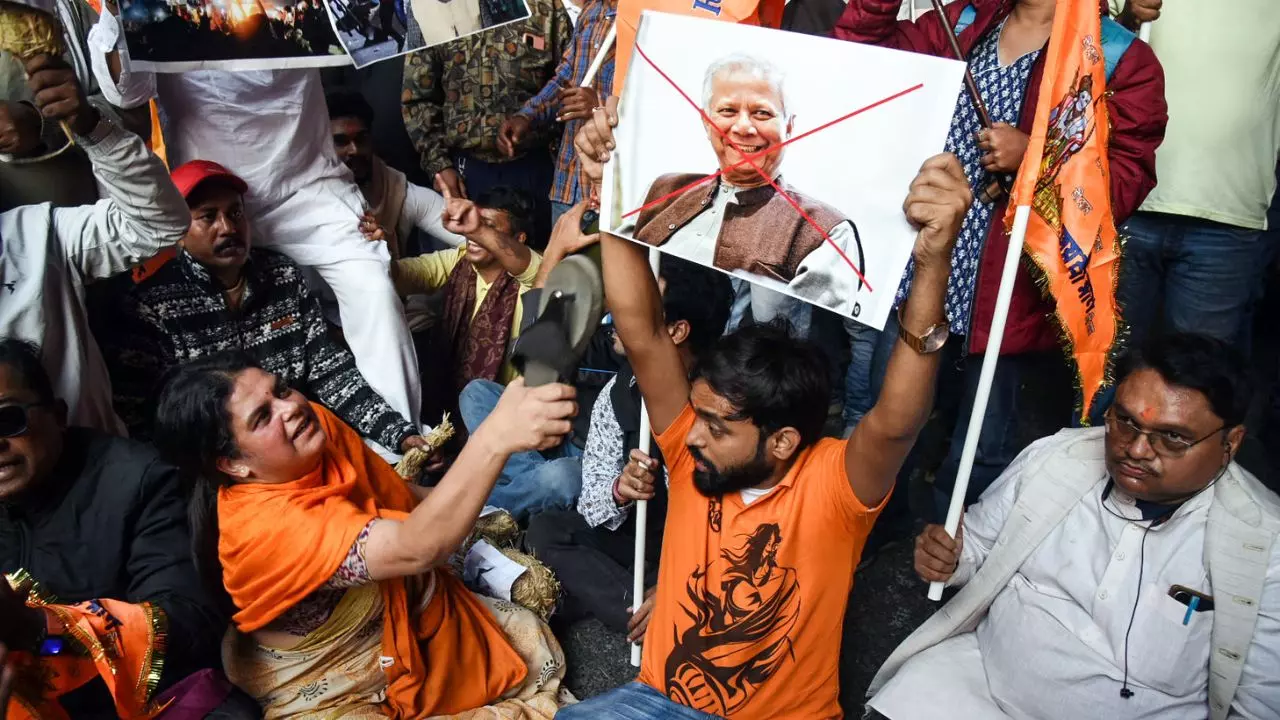 लिंचिंग, डर और इस्लामिस्ट भीड़ - ‘हमें बचा लो, बॉर्डर खोलो’ बांग्‍लादेश से हिंदुओं की भारत से गुहार