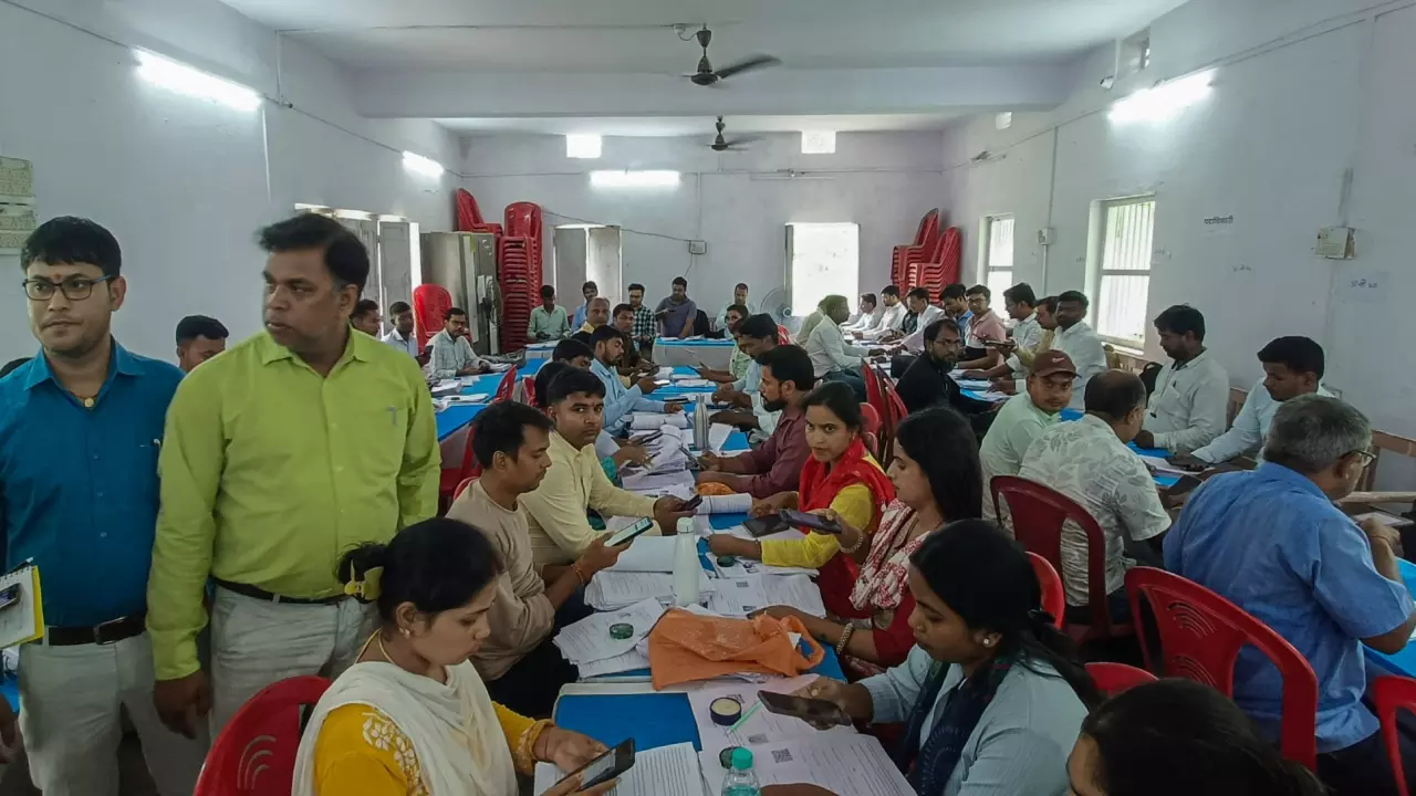 West Bengal SIR 2.0 : 32 लाख वोटर्स को किन-किन दस्तावेजों की पड़ेगी जरूरत, कब और कैसे कराएं वोट वेरिफाई?