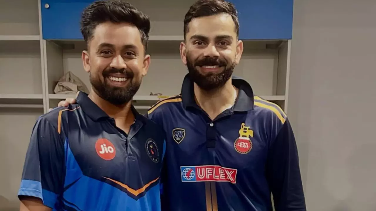 जिस अंजान गेंदबाज ने VHT 2025 में विराट को किया आउट, कोहली ने उसे दिया खास तोहफा; सोशल पर तस्वीर वायरल