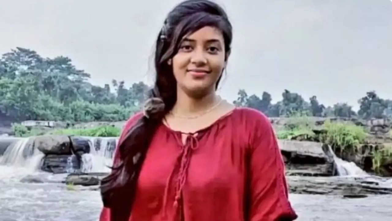 23 दिन पहले हुई शादी, अचानक कहां गायब हुई कृषि विभाग की अफसर आर्यमा दीप्ति? आखिरी बार भाई से हुई थी बात