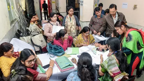 West Bengal SIR 2.0 : 32 लाख वोटर्स को किन-किन दस्तावेजों की पड़ेगी जरूरत, कब और कैसे कराएं वोट वेरिफाई?