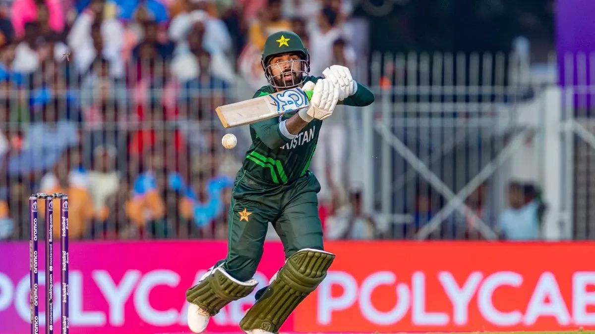 Shadab Khan की T20 टीम में वापसी, Haris Rauf-बाबर आजम समेत कई खिलाड़ी बाहर... श्रीलंका दौरे के लिए पाकिस्तान के स्क्वॉड का एलान