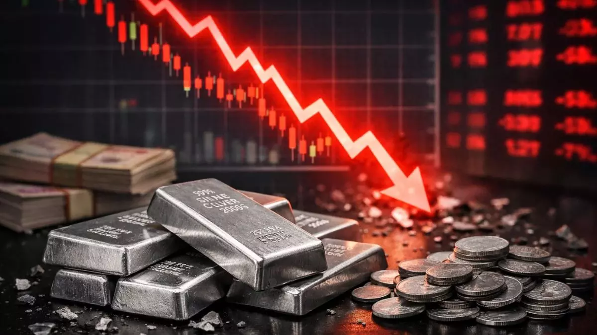 Silver Rate Today: एक दिन में ₹21,000 टूटी चांदी, निवेशकों में मचा हड़कंप; आखिर क्या हुआ? जानें 7 बड़ी वजह