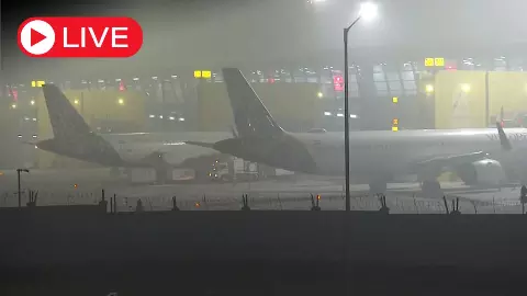 Aaj Ki Taza Khabar: अमेरिका में विंटर स्टॉर्म का कहर: 10,800 से ज्यादा फ्लाइट्स कैंसिल, हवाई यात्रा ठप