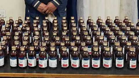 UP Cough Syrup Racket: जियो-टैगिंग से लेकर फोटोग्राफिक डॉक्यूमेंटेशन तक... दवा लाइसेंसिंग सिस्टम को लेकर FSDA की बड़ी तैयारी