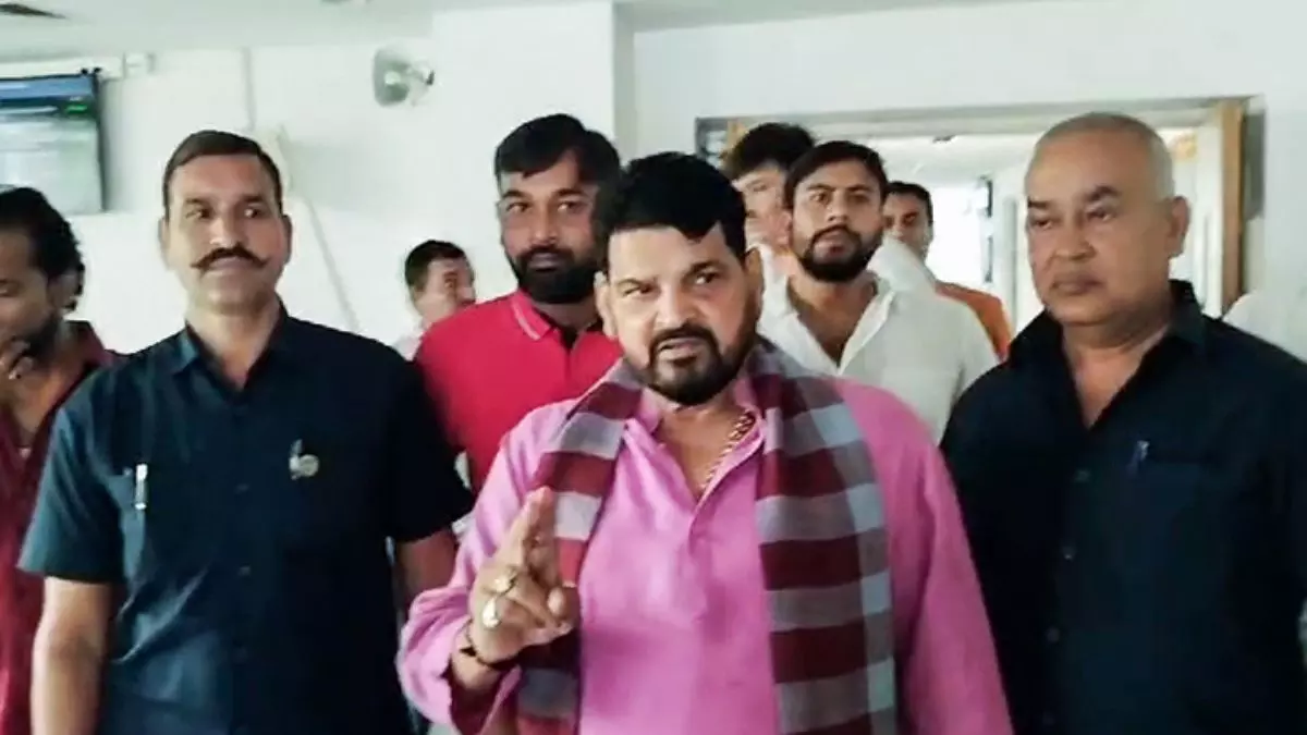 अखिलेश यादव का जताया आभार, पार्टी व्यवस्था पर कसा तंज... क्या 2029 के पहले BJP से बगावत करेंगे पूर्व सांसद बृजभूषण शरण सिंह?