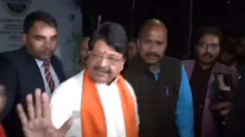 घ*टा हो गया है तुमको... इंदौर में 10 लोगों की मौत पर बोले विजयवर्गीय तो पत्रकार ने भी दिया करारा जवाब- वीडियो वायरल, लोग बोले- धागा खोल दिया