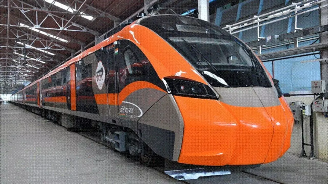 गुवाहाटी से कोलकाता तक चलेगी देश की पहली वंदे भारत स्लीपर ट्रेन, जानें रूट, किराया और फीचर