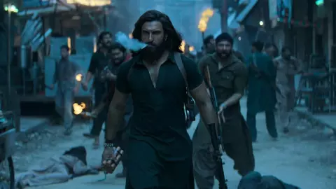 Dhurandhar Boxoffice Day 27: RRR को पीछे छोड़ने की राह पर धुरंधर, चौथे हफ्ते में छाप दिए इतने करोड़ Dhurandhar Boxoffice Day 27: RRR को पीछे छोड़ने की राह पर धुरंधर, चौथे हफ्ते में छाप दिए इतने करोड़