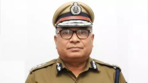8 साल पहले मिला राष्ट्रपति पुलिस पदक, पिता MES में अफसर, गुजरात से है चाचा का कनेक्शन, कहां तक पढ़े हैं हरियाणा के नए DGP अजय सिंहल?