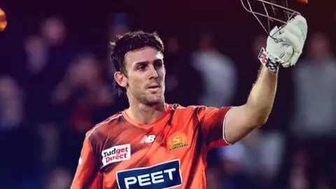 Mitchell Marsh की BBL में तूफानी सेंचुरी, 58 गेंदो पर ठोके 102 रन; जड़े 5 छक्के-11 चौके
