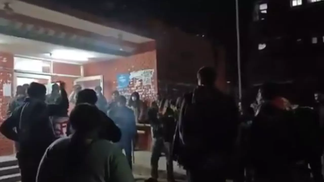 JNU में नफरत फैलाने वाले नारे बर्दाश्त नहीं! छात्रों के खिलाफ होगी सख्त कार्रवाई- पुलिस ने दर्ज की शिकायत